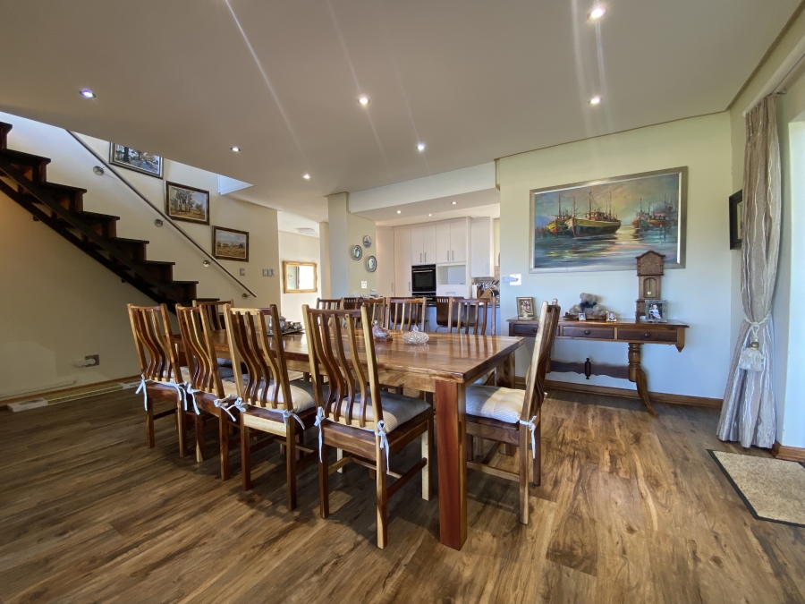 4 Bedroom Property for Sale in Cintsa East Eastern Cape